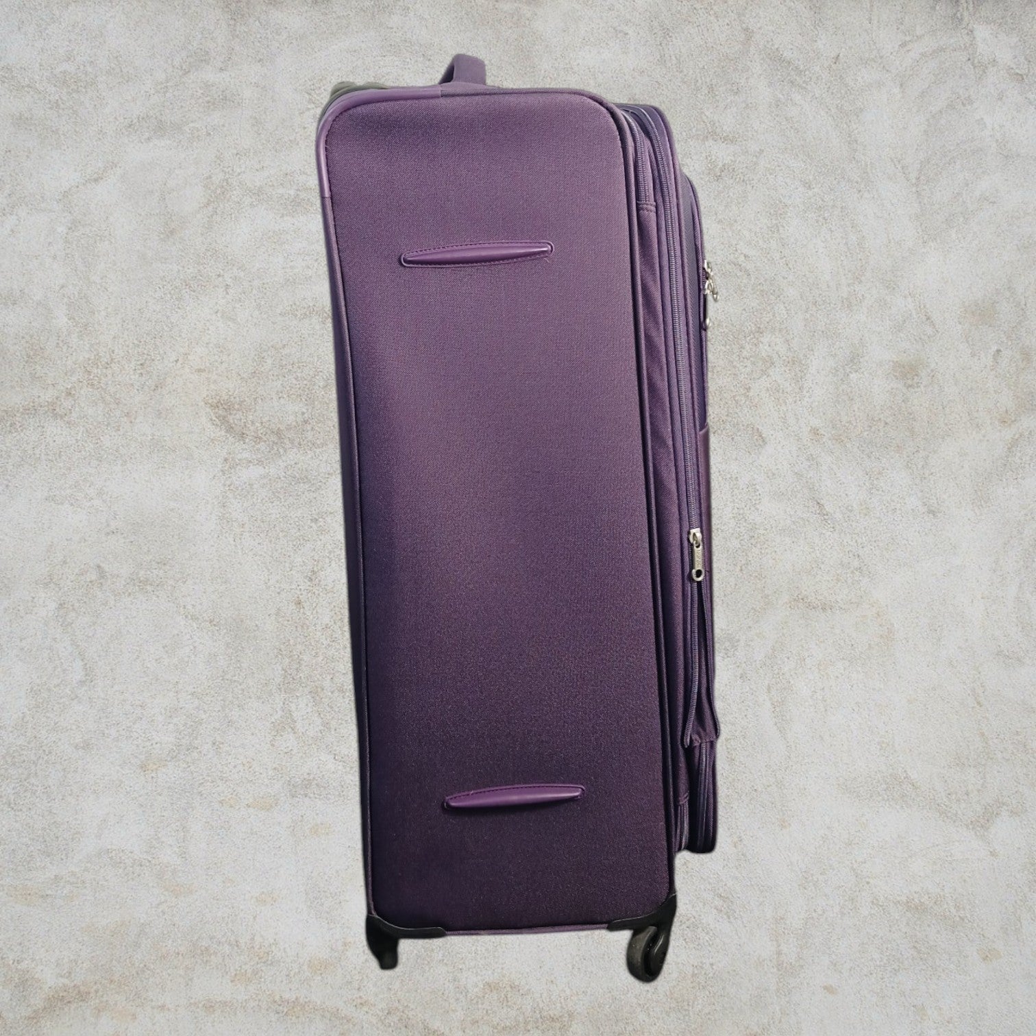 American Tourister Lightweight Softside Expandable Spinner - Good Well Luggage