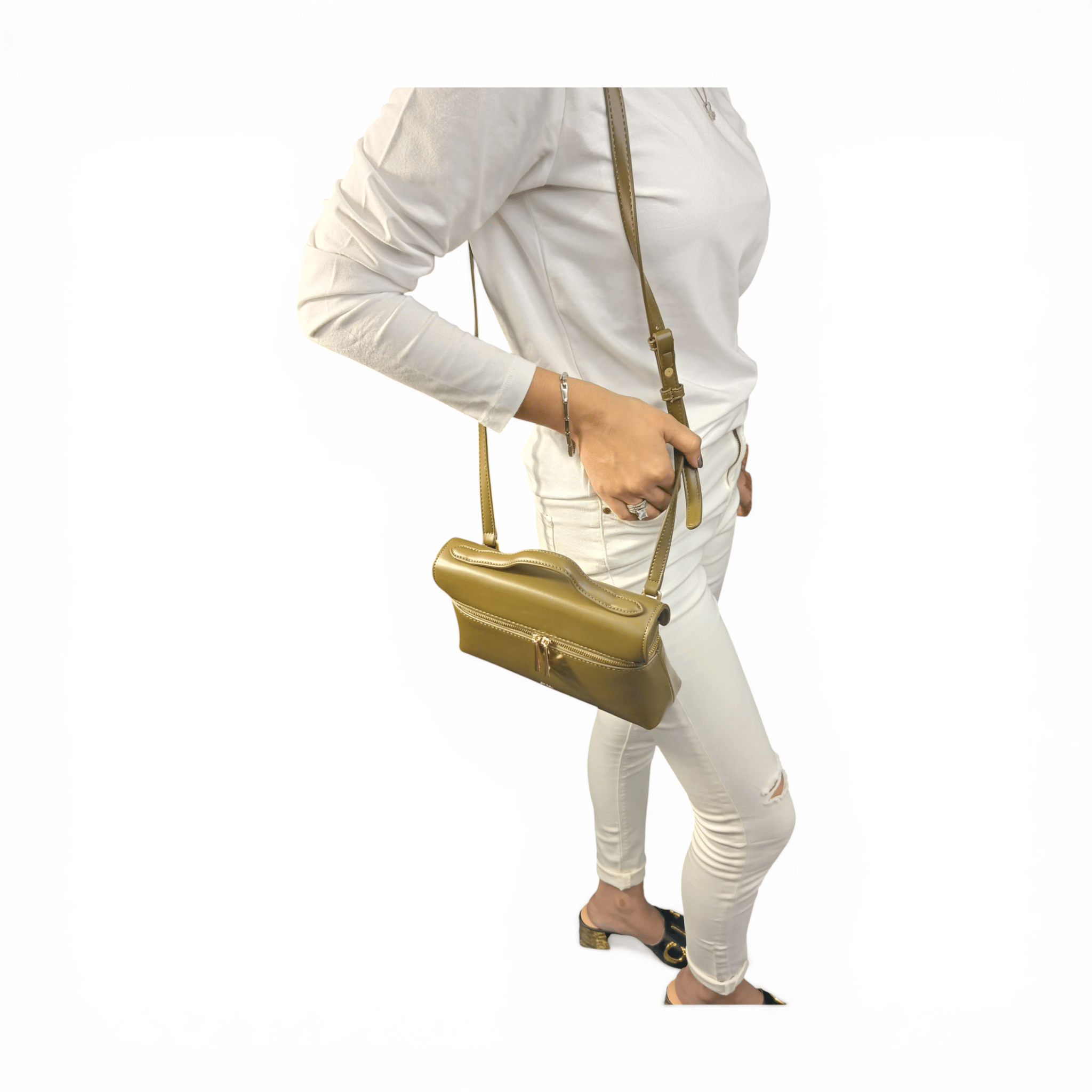 JW PEI Gabbi Signature Bag - Good Well Luggage