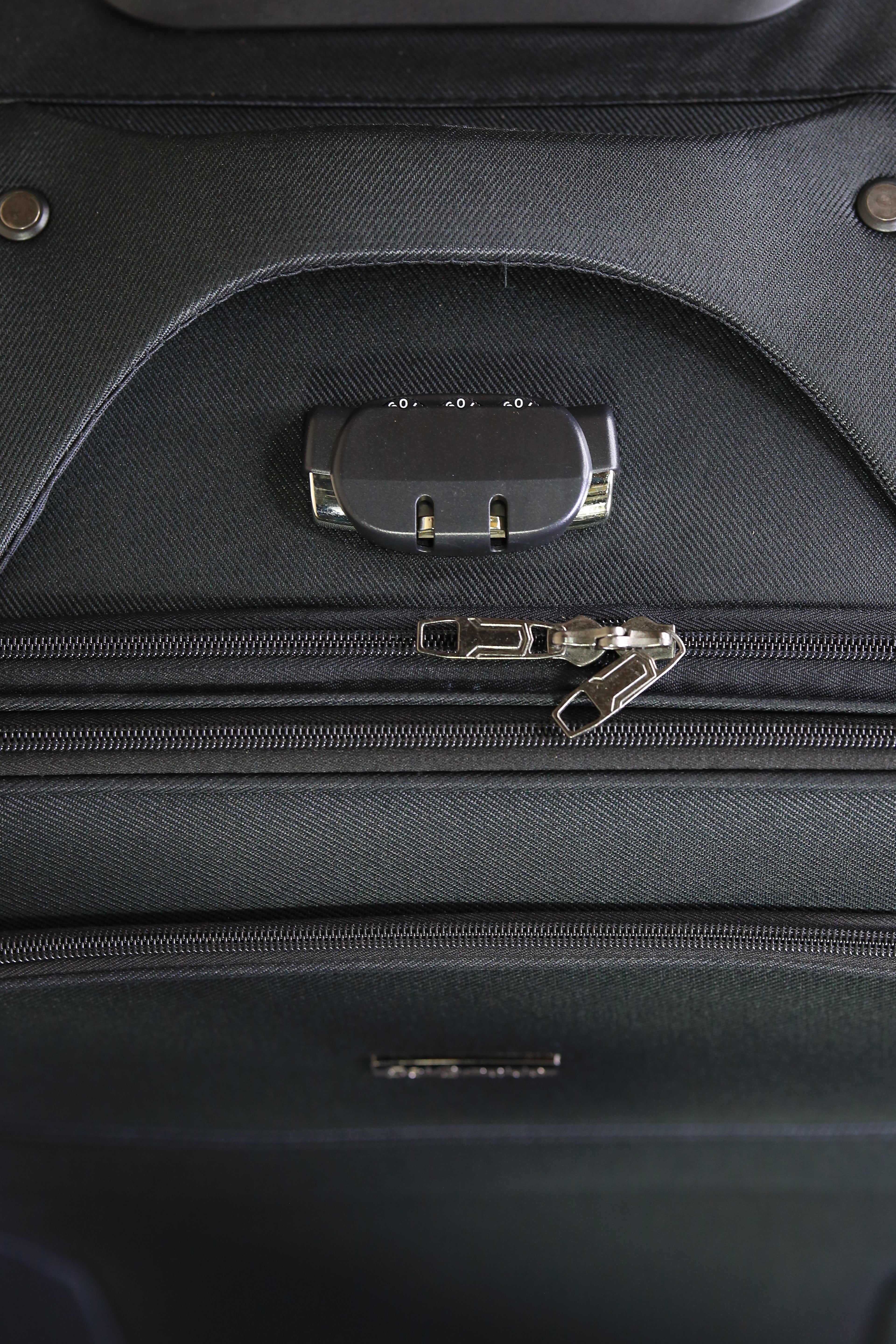 Saimaide Premium Hard Shell Luggage – Lightweight Travel Suitcase with 360° Spinner Wheels