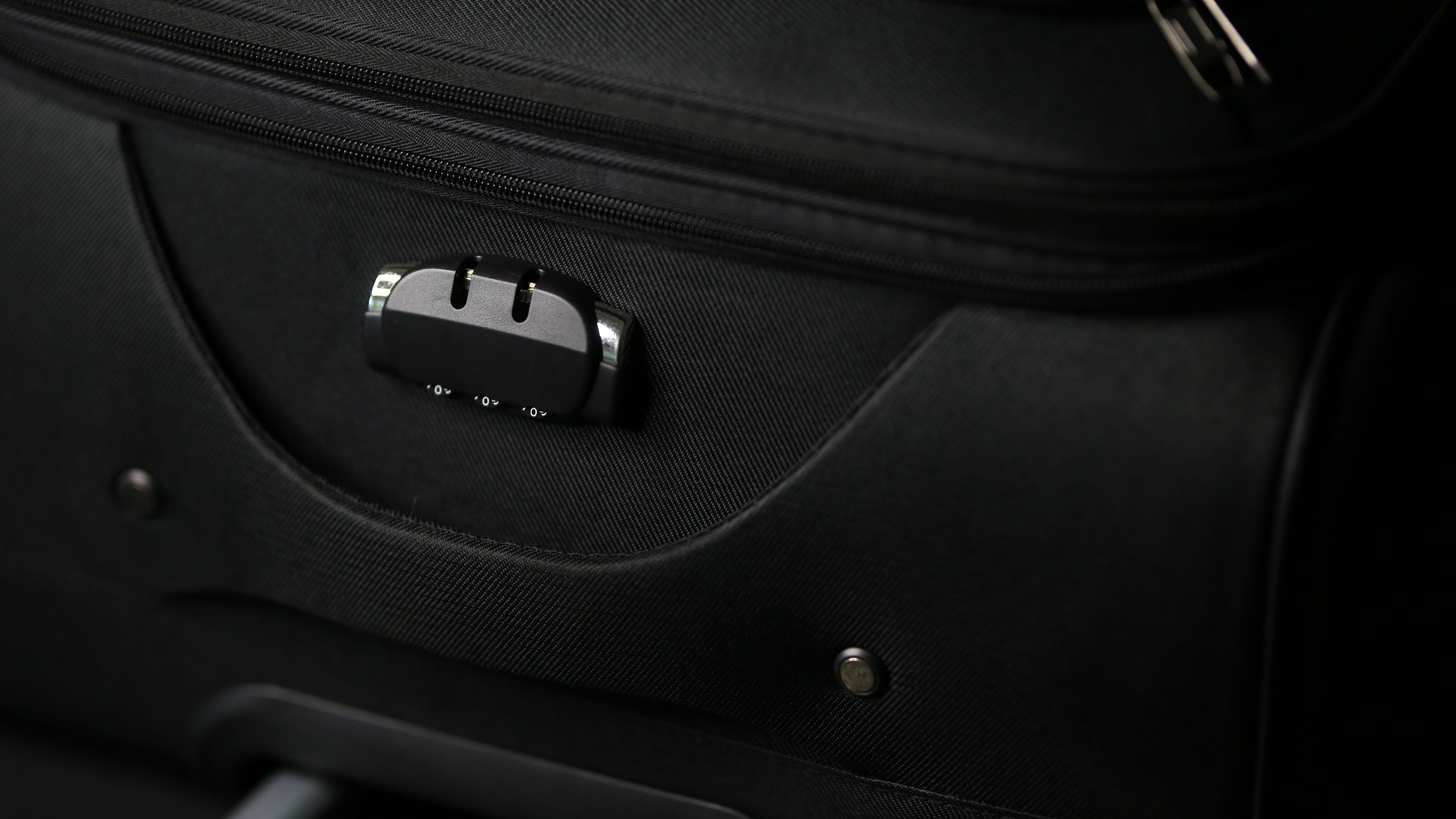 Saimaide Premium Hard Shell Luggage – Lightweight Travel Suitcase with 360° Spinner Wheels