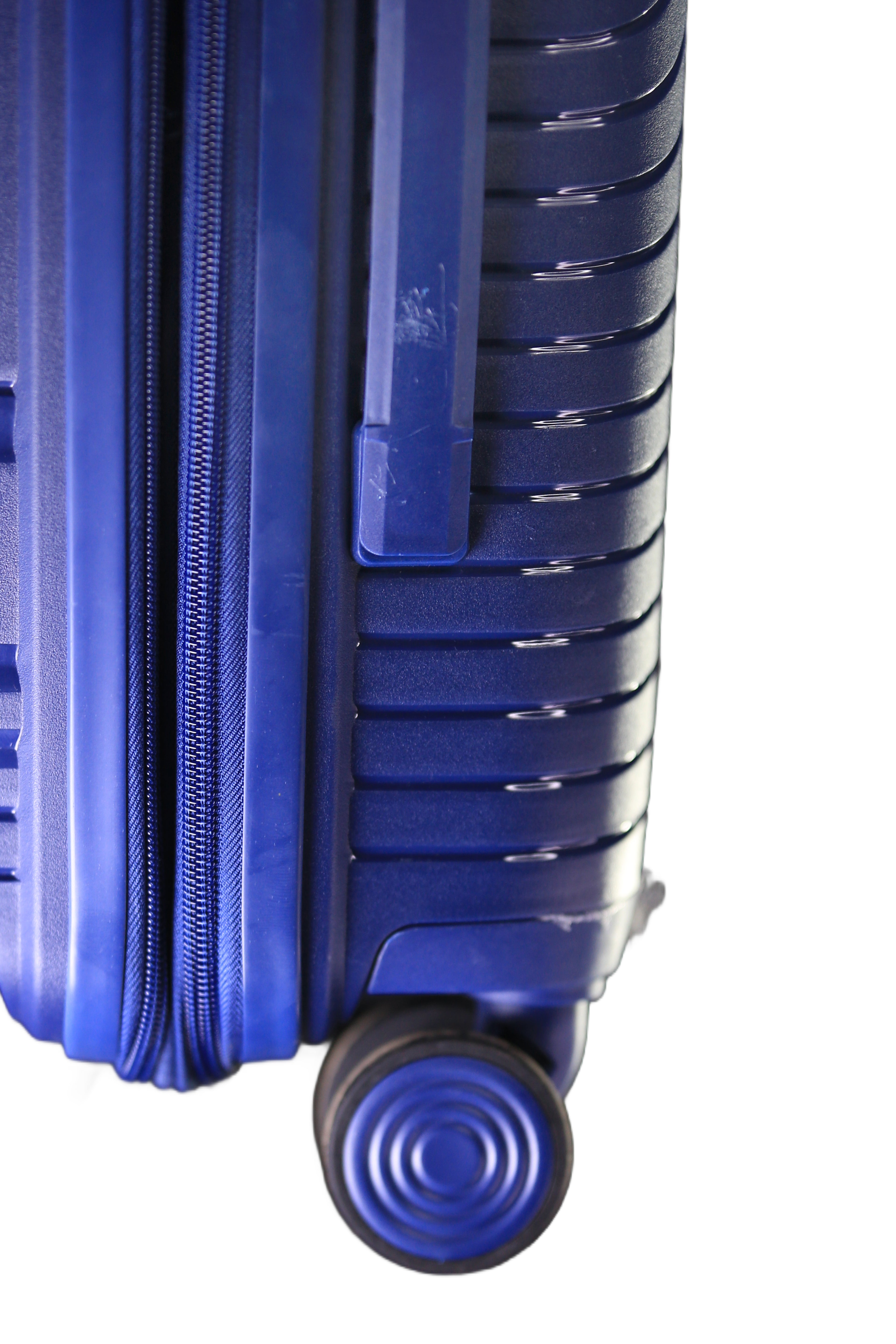 Samsonite Premium Hard Shell Luggage – Lightweight Travel Suitcase with 360° Spinner Wheels